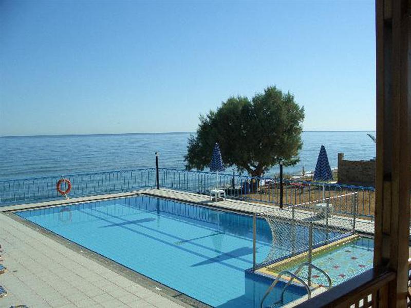 Danaos Beach Apartments Sfakaki Bagian luar foto